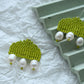 Olive earrings with pearls